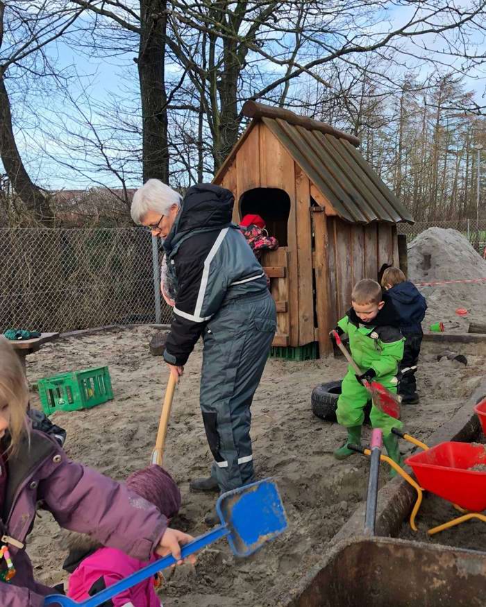 Så skal der skovles i sandkassen